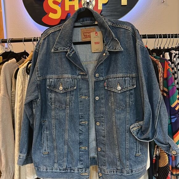 NWT Levi's® Premium 90S TRUCKER JACKET Jean Denim Boyfriend Baggy - Picture 2 of 5